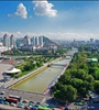 青海省財(cái)政下達(dá)2.5億元支持西寧市海綿城市試點(diǎn)建設(shè)，用于實(shí)施管道溝渠治理、試點(diǎn)區(qū)內(nèi)海綿化改造、增加綠地面積等項(xiàng)目